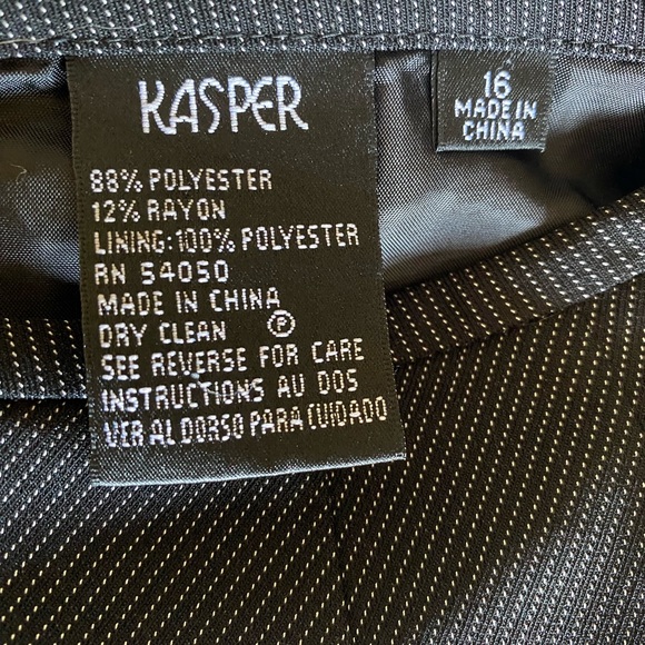 Kasper Career Pencil Skirt - Picture 6 of 8